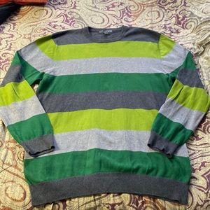 Shades of gray and green mens XL sweater 🎄